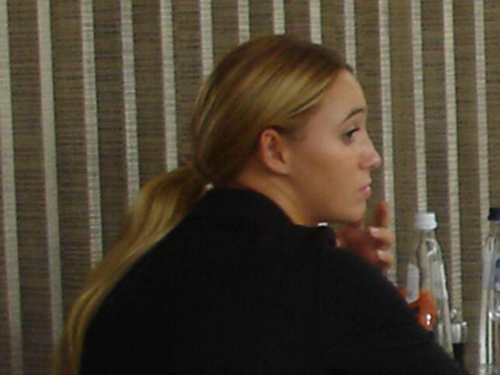 dsc00136zoom2.jpg