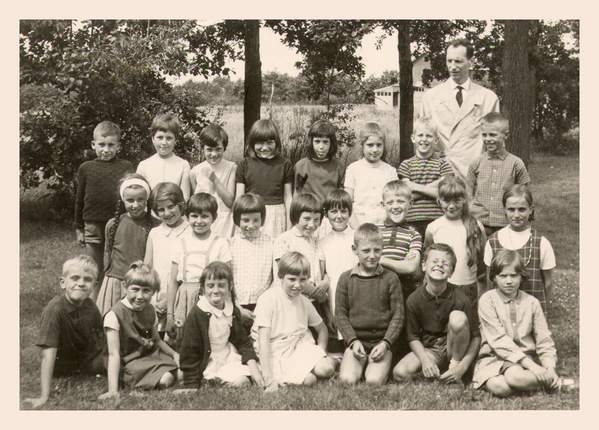 1967_klasfoto_stjozef_3de_leerjaar_f_0205.jpg
