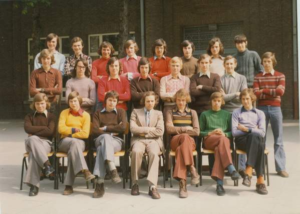 1974_klasfoto_olvcb_3wa_image063b.jpg